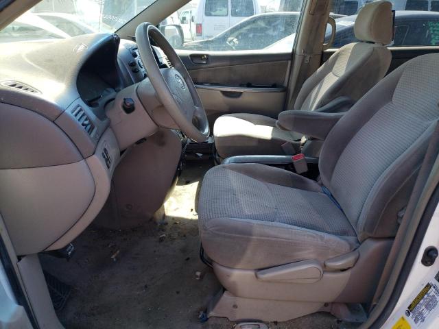Photo 7 from auction – 2006 TOYOTA UK with VIN 5TDZA23C36S489022