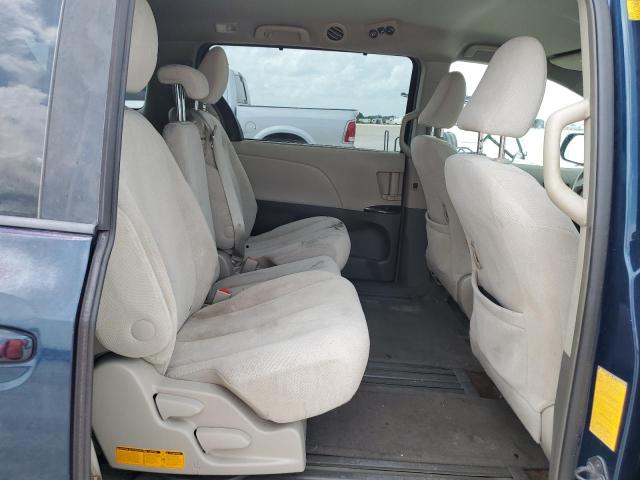 Photo 11 from auction – 2012 TOYOTA SIENNA LE with VIN 5TDKK3DC4CS244292