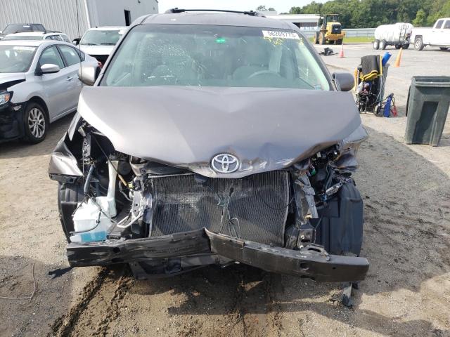 Photo 5 from auction – 2011 TOYOTA SIENNA LE with VIN 5TDKK3DC0BS168102