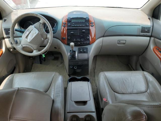 Photo 8 from auction – 2010 TOYOTA SIENNA XLE with VIN 5TDYK4CC2AS306707