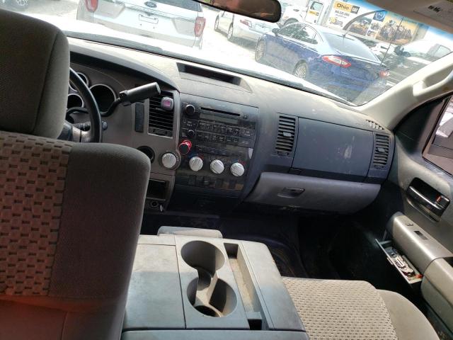 Photo 8 from auction – 2010 TOYOTA TUNDRA with VIN 5TFLU5F17AX024139