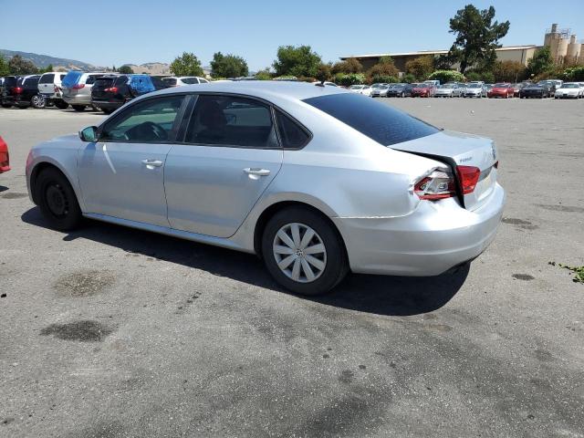 Photo 2 from auction – 2013 VOLKSWAGEN PASSAT S with VIN 1VWAP7A35DC049553
