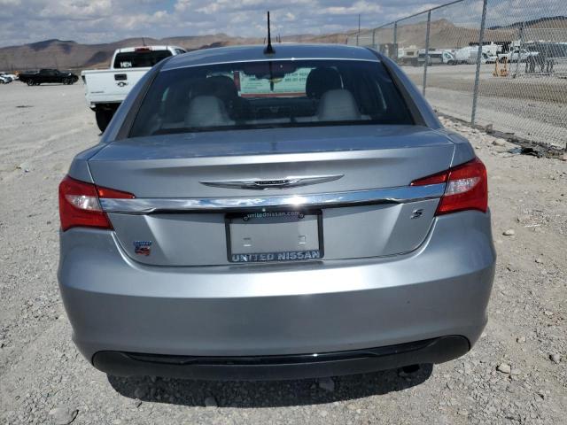 Photo 6 from auction – 2013 CHRYSLER 200 TOURIN with VIN 1C3CCBBB3DN594885