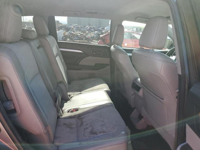 Photo 10 from auction – 2015 TOYOTA HIGHLANDER with VIN 5TDZKRFH8FS072668