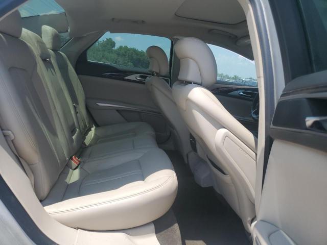 Photo 10 from auction – 2016 LINCOLN MKZ with VIN 3LN6L2GK9GR633574