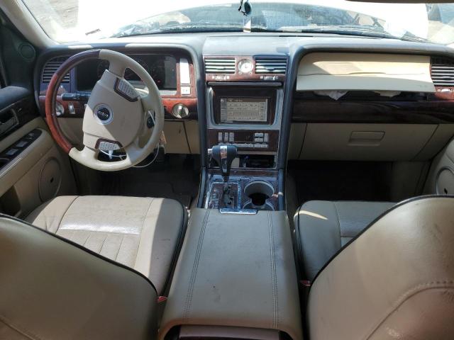Photo 8 from auction – 2006 LINCOLN NAVIGATOR with VIN 5LMFU285X6LJ11827