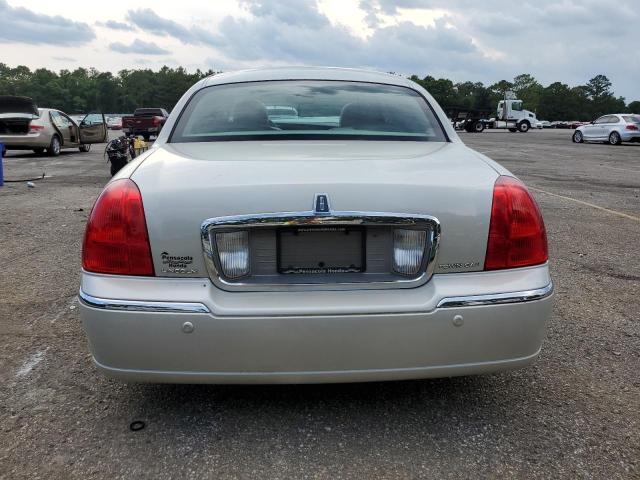 Photo 6 from auction – 2004 LINCOLN TOWN CAR E with VIN 1LNHM81W94Y660498