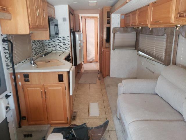 Photo 6 from auction – 2004 WINNEBAGO ADVENTURER with VIN 5B4MP67G943391078