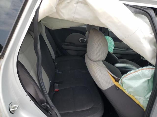 Photo 11 from auction – 2016 KIA SOUL with VIN KNDJN2A24G7841872