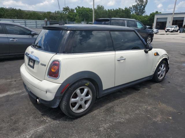 Photo 3 from auction – 2008 MINI COOPER with VIN WMWMF33508TU68746