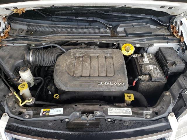 Photo 12 from auction – 2015 CHRYSLER TOWN & COU with VIN 2C4RC1BG4FR753561