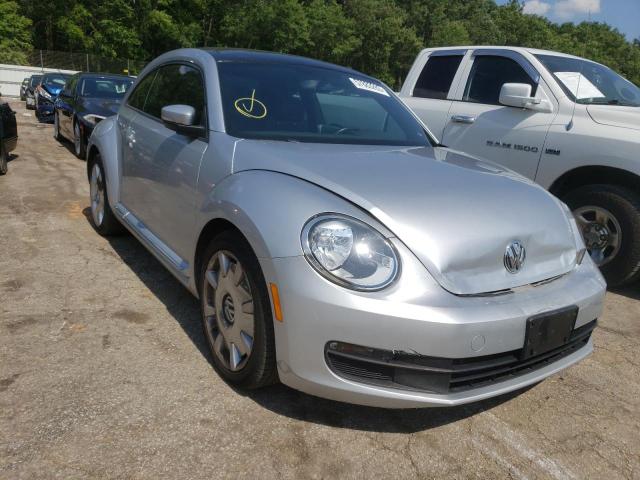 Photo 4 from auction – 2013 VOLKSWAGEN BEETLE with VIN 3VWJX7AT2DM676404