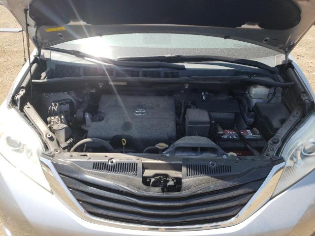 Photo 12 from auction – 2013 TOYOTA SIENNA LE with VIN 5TDKK3DC4DS389995