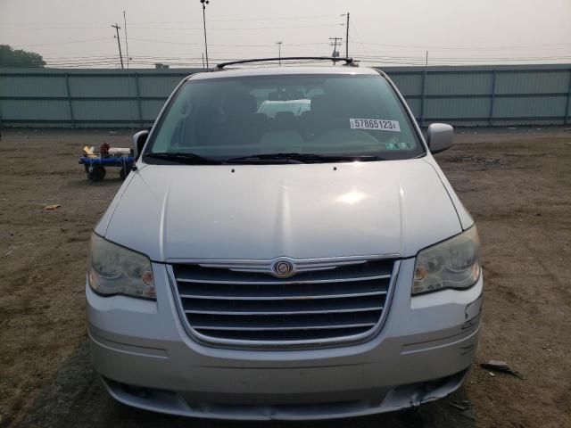 Photo 5 from auction – 2008 CHRYSLER TOWN & COU with VIN 2A8HR54P78R635207