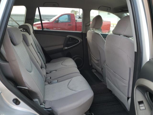 Photo 11 from auction – 2006 TOYOTA RAV4 with VIN JTMBK33V366004271