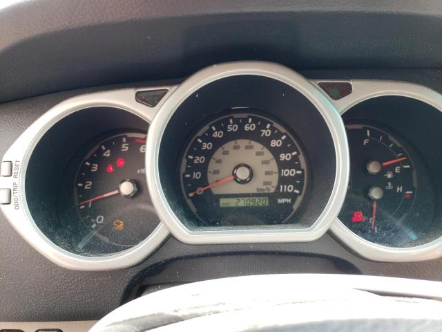 Photo 9 from auction – 2004 TOYOTA 4RUNNER SR with VIN JTEZU14R648013073