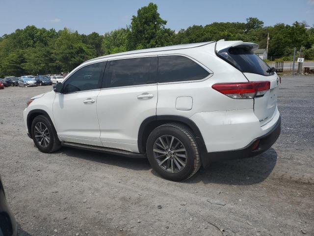Photo 2 from auction – 2017 TOYOTA HIGHLANDER with VIN 5TDJZRFH8HS360203