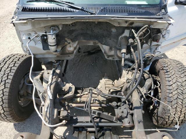 Photo 11 from auction – 2004 CHEVROLET SILVERADO with VIN 1GCHK29U64E222128