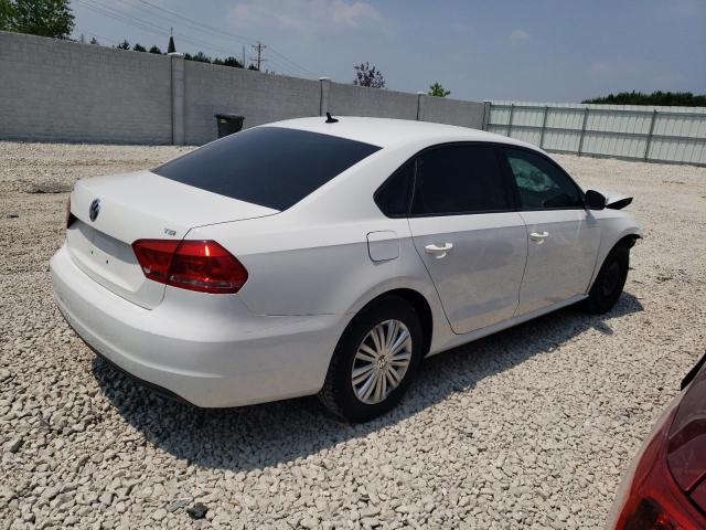 Photo 3 from auction – 2014 VOLKSWAGEN PASSAT S with VIN 1VWAT7A34EC118200