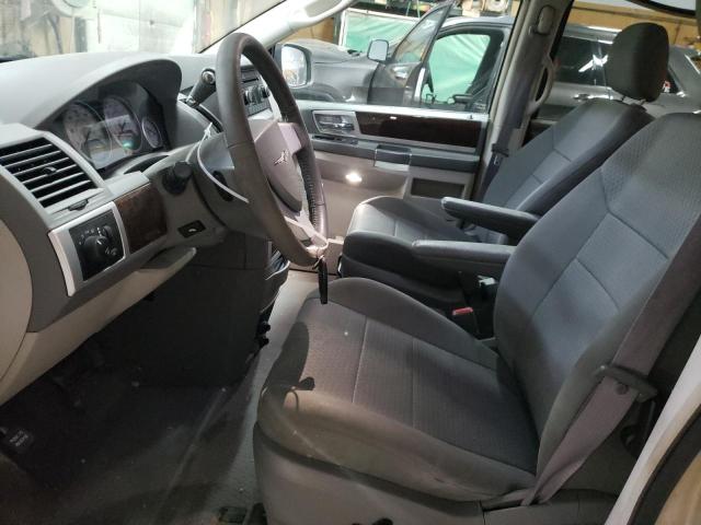 Photo 7 from auction – 2010 CHRYSLER TOWN & COU with VIN 2A4RR5D10AR194835
