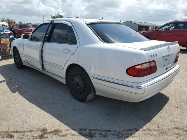 Photo 2 from auction – 2001 MERCEDES-BENZ E 320 with VIN WDBJF65J21B249492