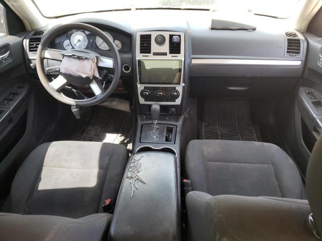 Photo 8 from auction – 2008 CHRYSLER 300 LX with VIN 2C3KA43RX8H243656