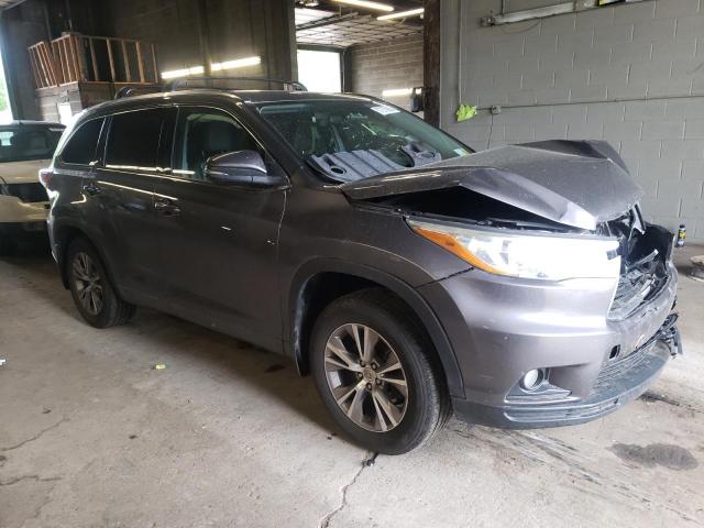 Photo 4 from auction – 2015 TOYOTA HIGHLANDER with VIN 5TDJKRFHXFS205069