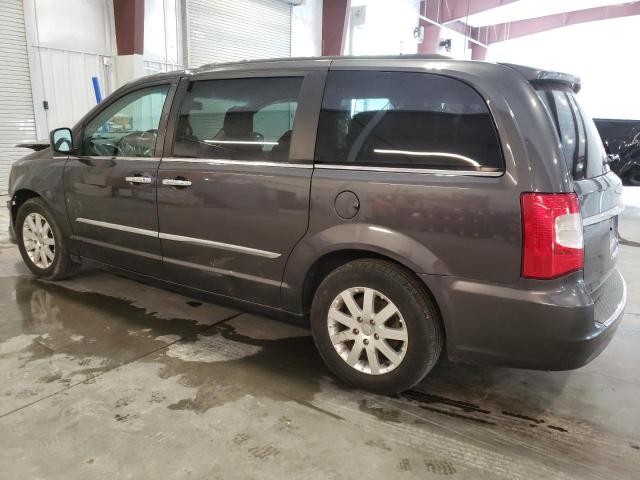 Photo 2 from auction – 2016 CHRYSLER TOWN & COU with VIN 2C4RC1BG0GR120850