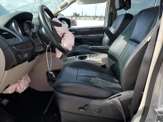 Photo 7 from auction – 2015 CHRYSLER TOWN & COU with VIN 2C4RC1CG9FR674532