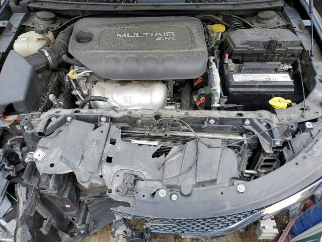 Photo 11 from auction – 2016 CHRYSLER 200 LIMITE with VIN 1C3CCCABXGN156084