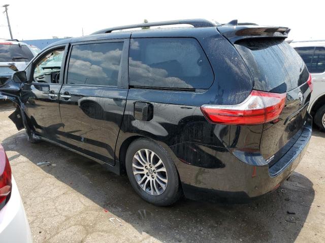 Photo 2 from auction – 2018 TOYOTA SIENNA XLE with VIN 5TDYZ3DC3JS919665