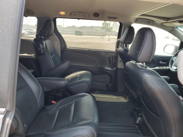 Photo 11 from auction – 2017 TOYOTA SIENNA SE with VIN 5TDXZ3DC0HS896660