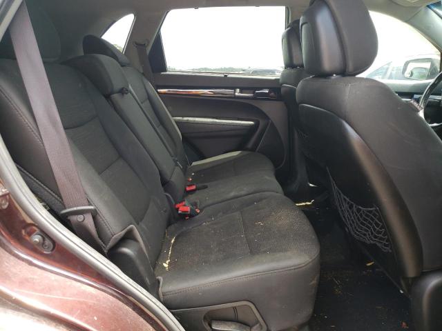 Photo 11 from auction – 2014 KIA SORENTO LX with VIN 5XYKTDA77EG497696