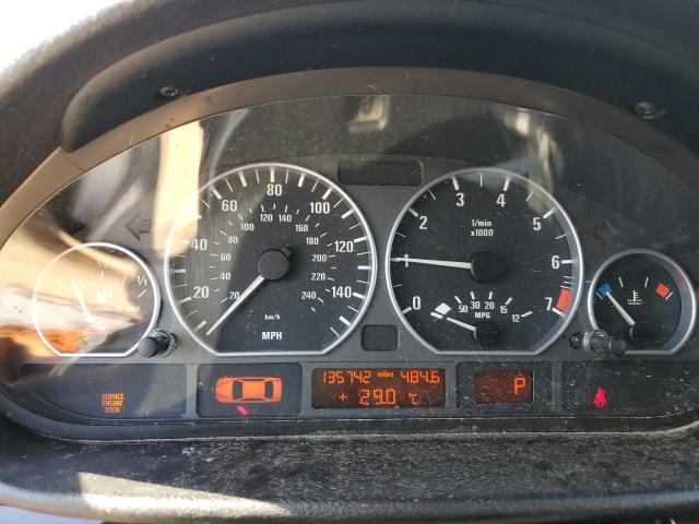 Photo 9 from auction – 2005 BMW 330 XI with VIN WBAEW53435PN36940