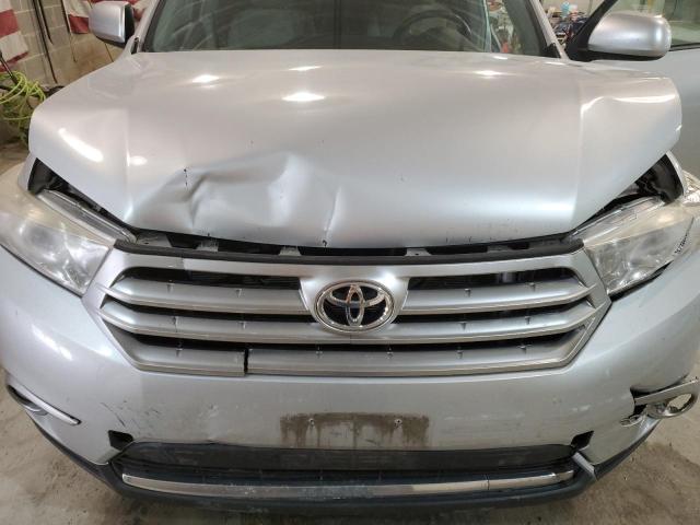 Photo 12 from auction – 2012 TOYOTA HIGHLANDER with VIN 5TDBK3EH1CS134164