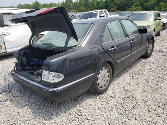 Photo 3 from auction – 1999 MERCEDES-BENZ E 320 with VIN WDBJF65HXXA907359