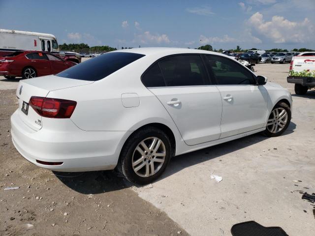 Photo 3 from auction – 2017 VOLKSWAGEN JETTA S with VIN 3VW2B7AJ4HM256621