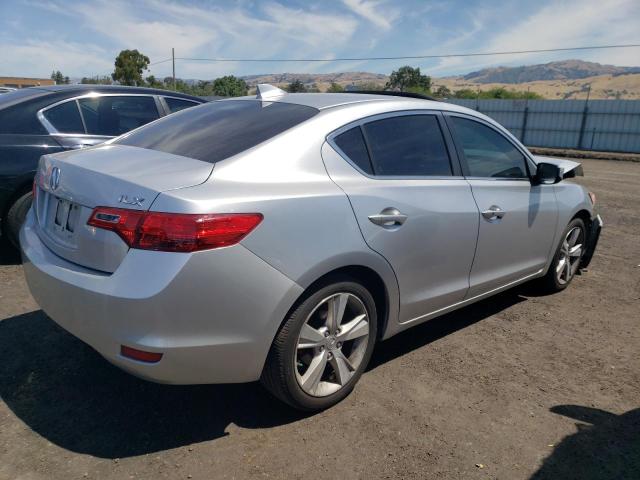 Photo 3 from auction – 2013 ACURA ILX 20 TEC with VIN 19VDE1F78DE016109