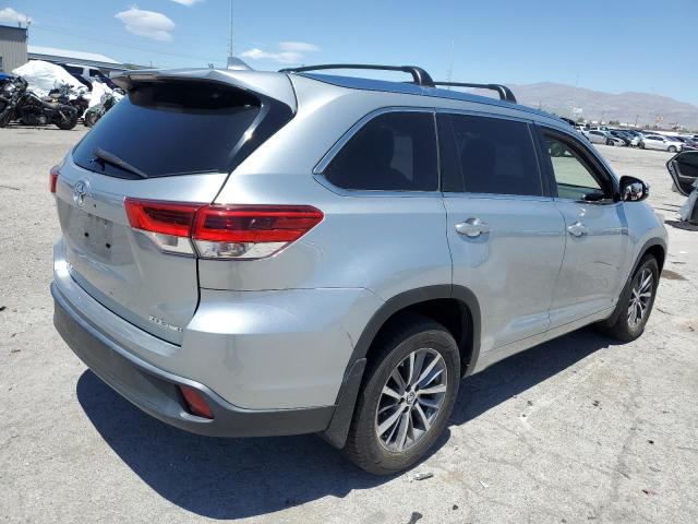 صورة رقم 3 من المزاد - 2018 TOYOTA HIGHLANDER مع VIN 5TDJZRFH0JS552818