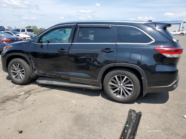Photo 2 from auction – 2017 TOYOTA HIGHLANDER with VIN 5TDJZRFH7HS474354