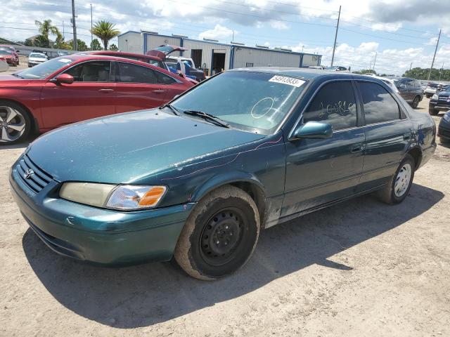 TOYOTA CAMRY CE 1998 with VIN 4T1BG22K6WU257580 - Photo from auction