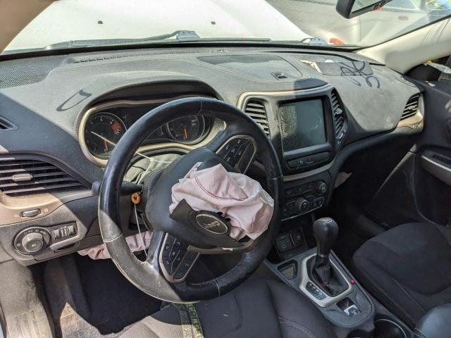 Photo 8 from auction – 2017 JEEP CHEROKEE L with VIN 1C4PJLCB4HW572935