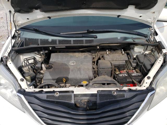 Photo 12 from auction – 2013 TOYOTA SIENNA LE with VIN 5TDKK3DC8DS319805