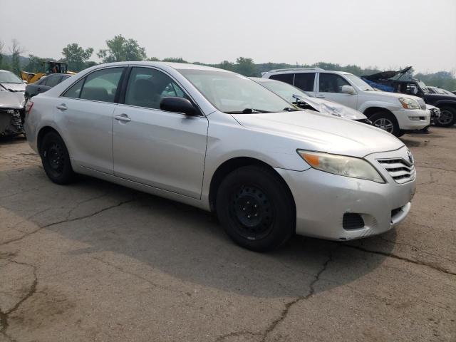 Zdjęcie 4 z aukcji – 2011 TOYOTA CAMRY BASE z VIN 4T1BF3EK2BU146037