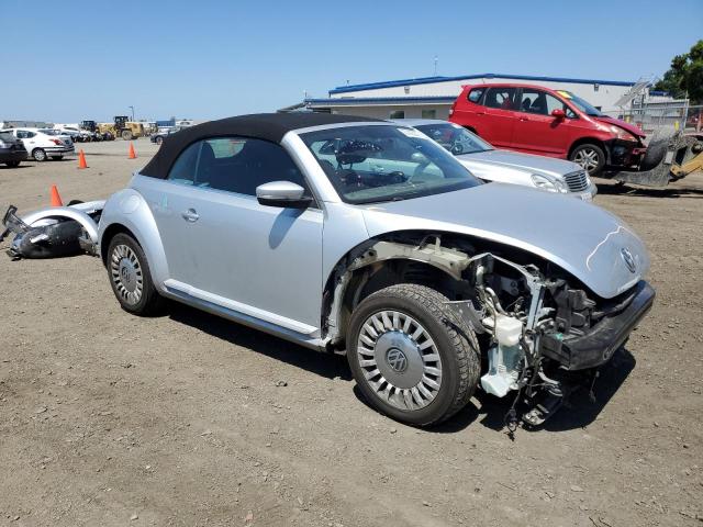 Photo 4 from auction – 2014 VOLKSWAGEN BEETLE with VIN 3VW5P7AT4EM802569