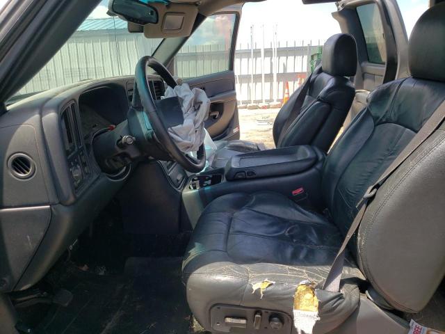 Photo 7 from auction – 2002 CHEVROLET SILVERADO with VIN 1GCEC19TX2Z236685