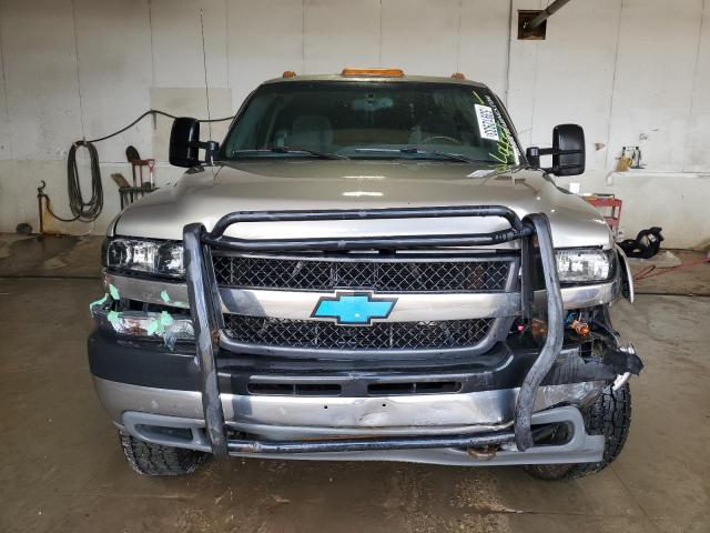 Photo 5 from auction – 2001 CHEVROLET SILVERADO with VIN 1GCHK29U71E131316