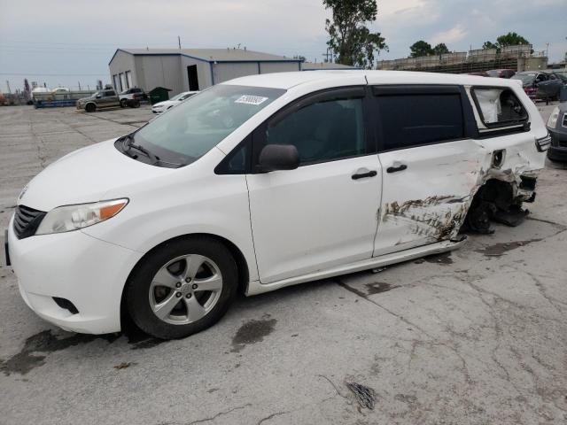 TOYOTA SIENNA 2016 with VIN 5TDZK3DC4GS735935 - Photo from auction