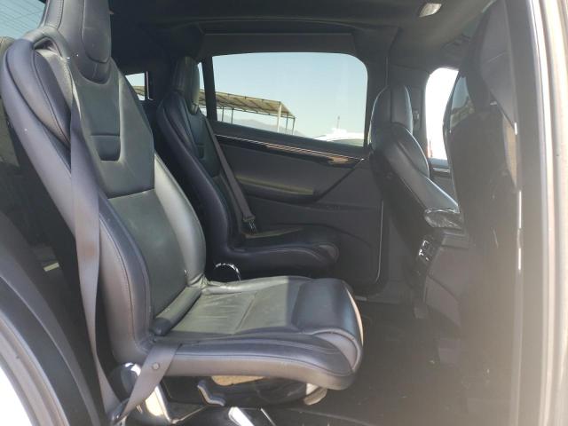 Photo 11 from auction – 2016 TESLA MODEL X with VIN 5YJXCBE29GF012168