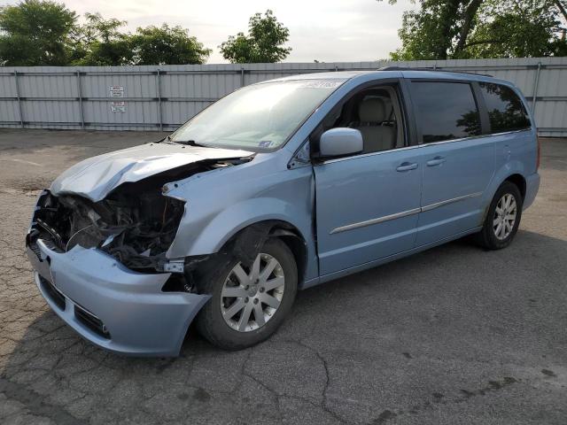 CHRYSLER TOWN & COU 2013 with VIN 2C4RC1BG4DR511009 - Photo from auction